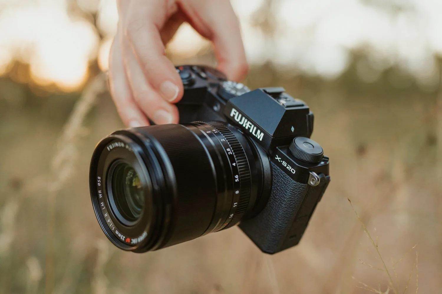 Fujifilm X-S20