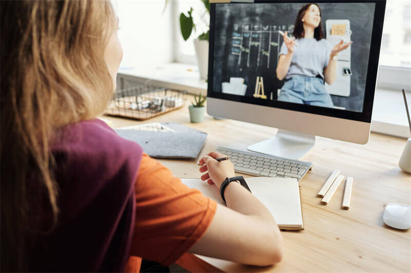 A Thorough Guide to Virtual Classroom and Its Benefits in 2026